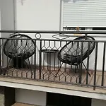 1 Apartamento *